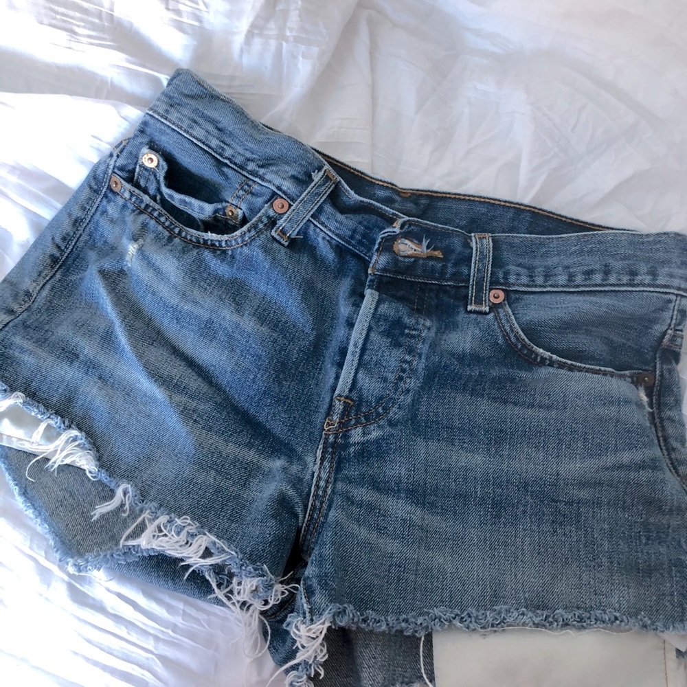 vintage cut off levi’s 501